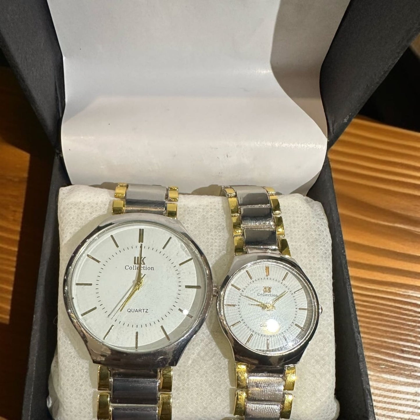 Couple Watch Set – Silver & Gold | Quartz Movement | Gift for Him & Her
