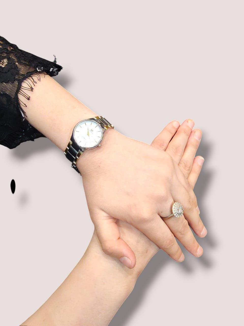 Couple Watch Set – Silver & Gold | Quartz Movement | Gift for Him & Her
